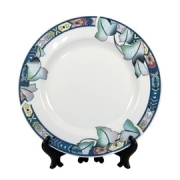 Белая тарелка под сублимаию с разноцветным ободком