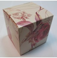 Подарочная коробка для кружки кремовая "Цветы"