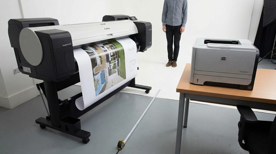 Сравнение размеров принтера и плоттера